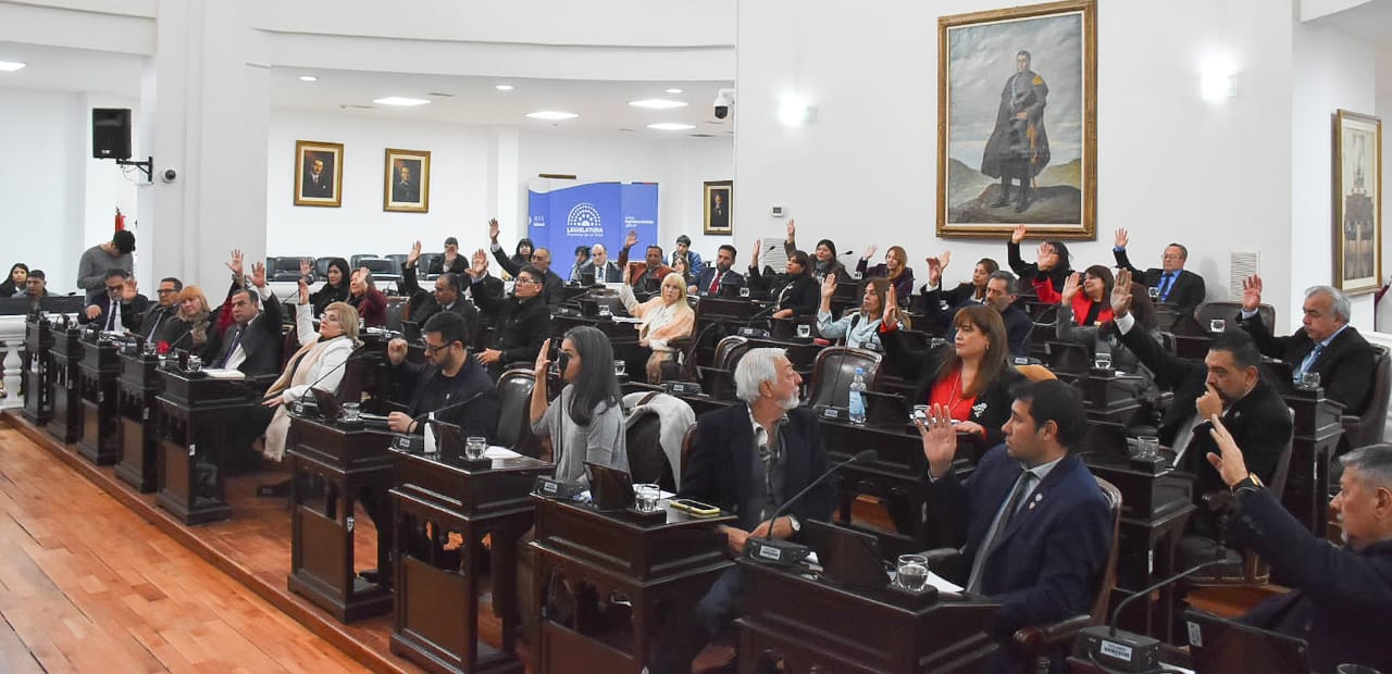 Reformaron parcialmente tres artículos de la Constitución Provincial