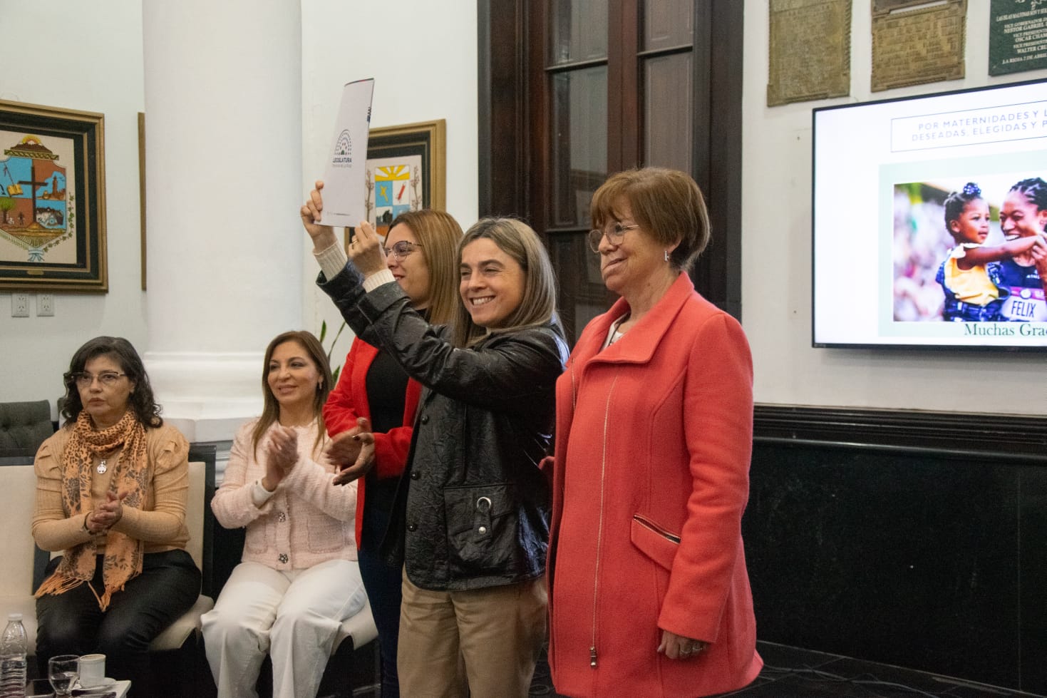 Con importante conversatorio la Legislatura cerró la Semana de la Lactancia Humana