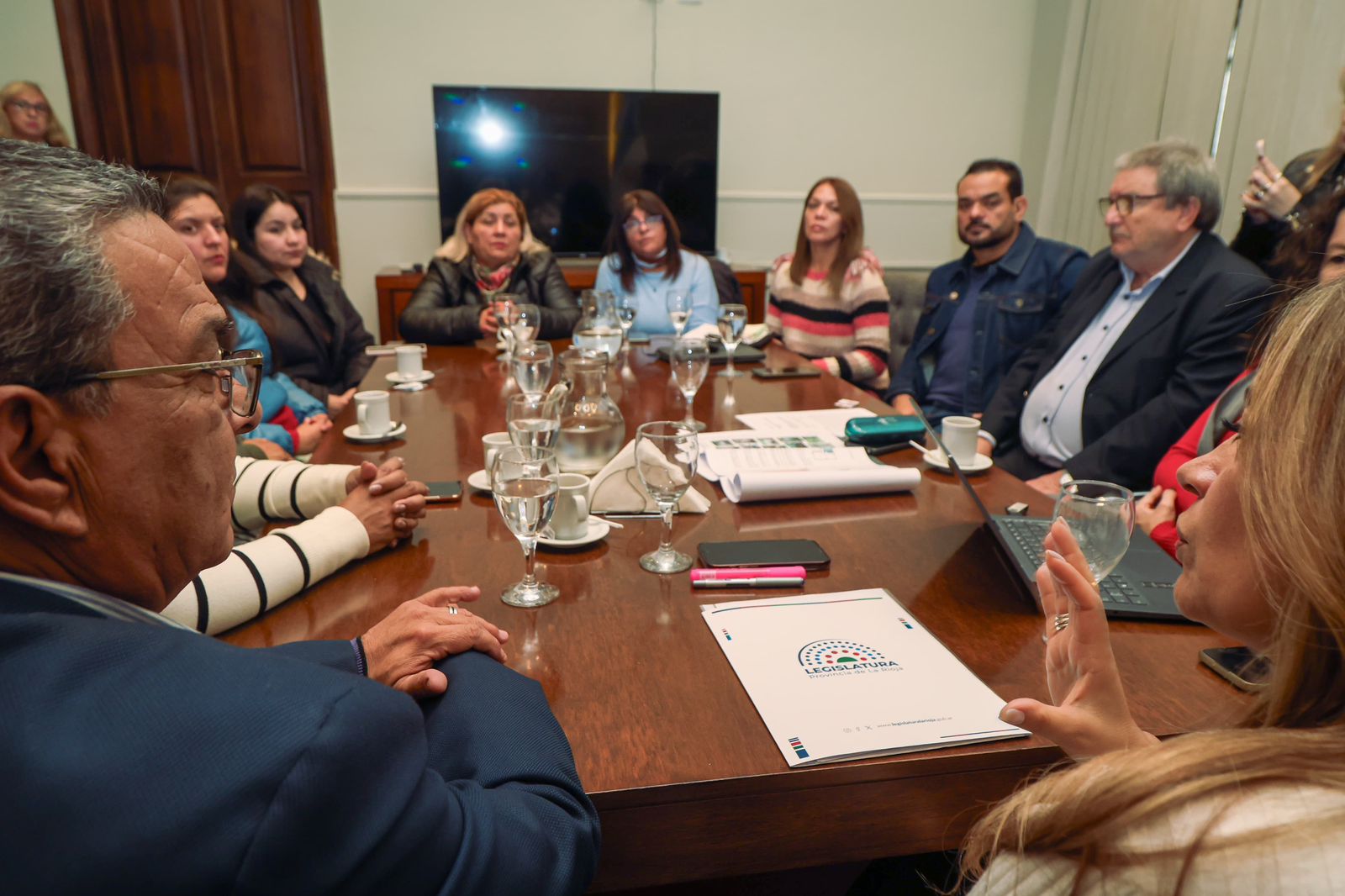 La Legislatura impulsa el Polo Textil Cooperativo tras su reciente aprobación
